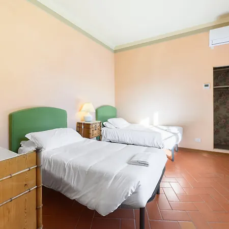 Ponte Vecchio 3 Bedrooms Lejlighed