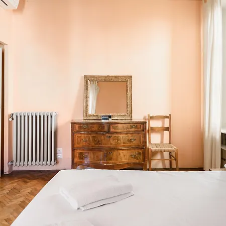 Daire Ponte Vecchio 3 Bedrooms