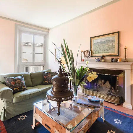 Ponte Vecchio 3 Bedrooms * Floransa