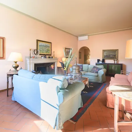 Ponte Vecchio 3 Bedrooms Daire Floransa