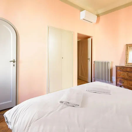 Ponte Vecchio 3 Bedrooms Daire *